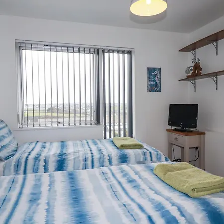 Crantock Reach Newquay (Cornwall)